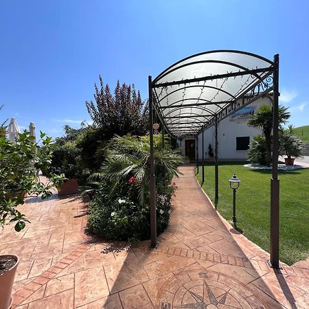 B&B Corte Delle Rose Castiglione Delle Stiviere Exteriör bild