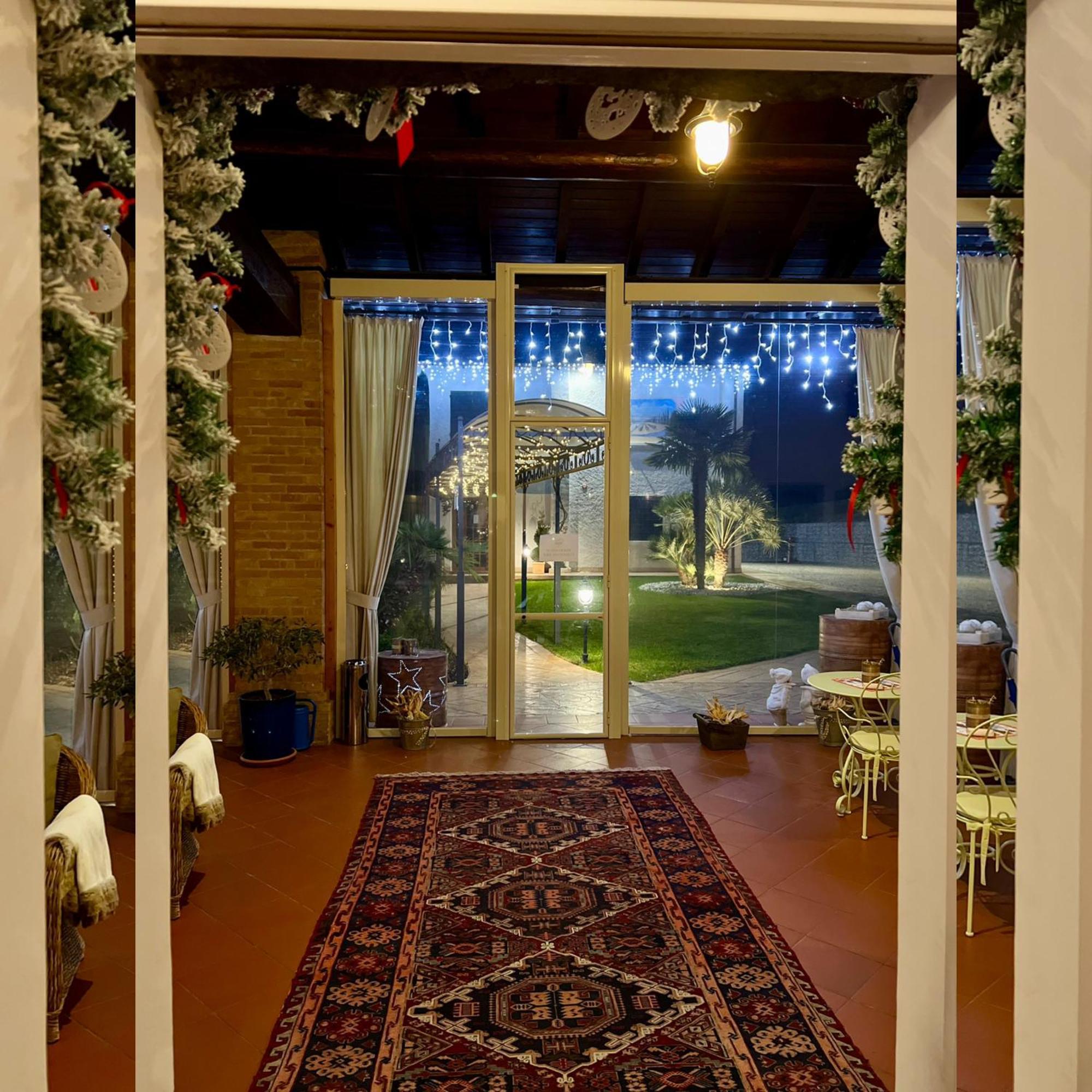 B&B Corte Delle Rose Castiglione Delle Stiviere Exteriör bild